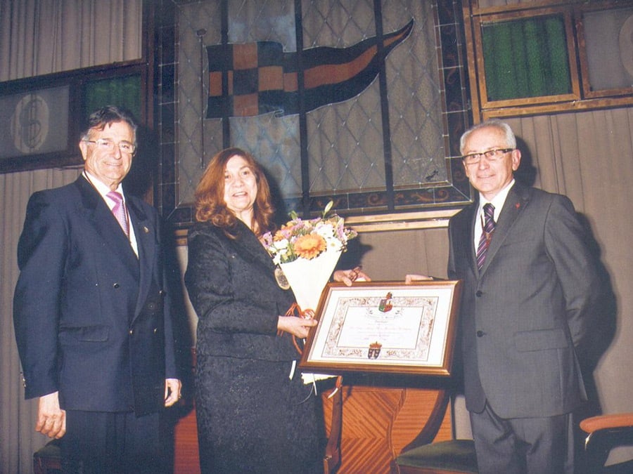 Doña María Rosa González Rodríguez